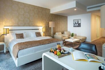 هتل Innside By Meliá Dresden