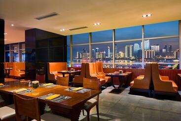 Intercontinental Qingdao, An Ihg Hotel   Inside The Olympic Sailing Center