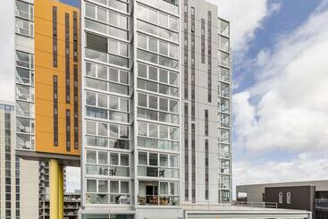 هتل Istay Precinct Adelaide