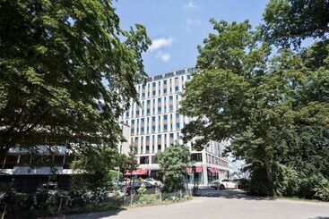 هتل Melia Düsseldorf