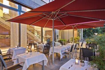 هتل Melia Düsseldorf