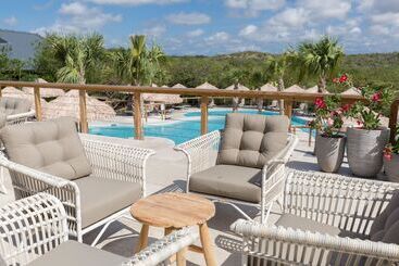 هتل Morena Resort