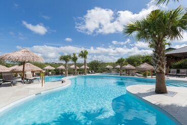 هتل Morena Resort
