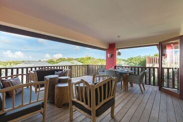 هتل Morena Resort