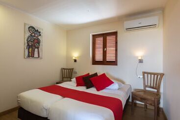 هتل Morena Resort