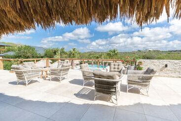 هتل Morena Resort