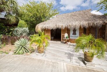 هتل Morena Resort