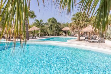 هتل Morena Resort
