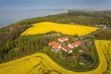 هتل Ostseeland