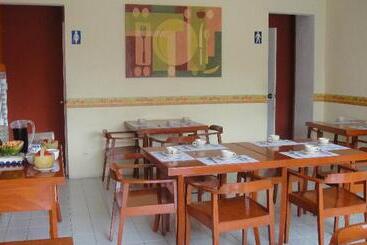هتل Plaza Cozumel