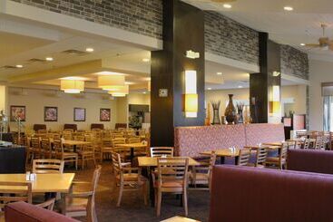 هتل Rosen Inn International