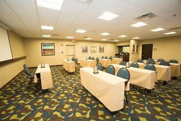 هتل Rosen Inn International