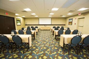 هتل Rosen Inn International