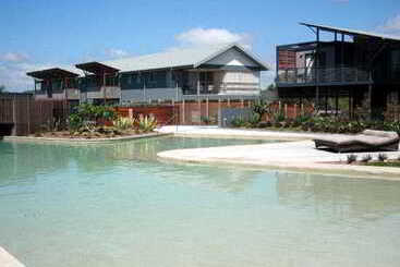 בית מלון כפרי Serenity Diamond Beach