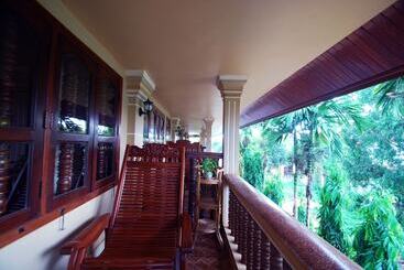 هتل Shining Angkor Boutique