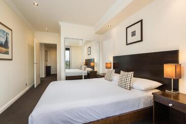 هتل The Esplanade Resort And Spa