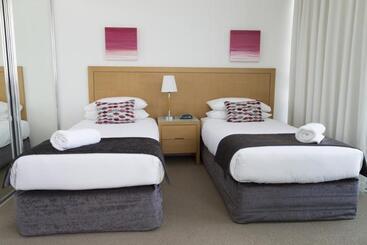 Ultiqa Freshwater Point Resort - Broadbeach