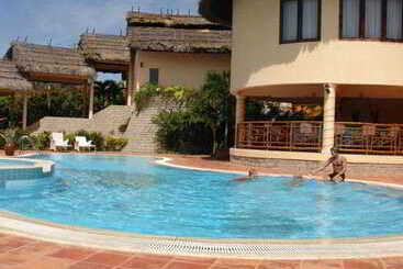 هتل White Sand Resort