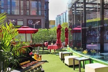 Lee Garden Service Apartment Wangfujing