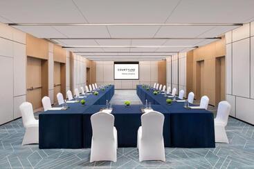 هتل Courtyard By Marriott Nanjing Jiangning