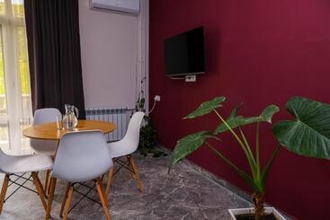 هتل Getap Resort Arzni