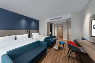 هتل Holiday Inn Express Jingdezhen Ancient Town By Ihg