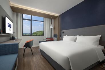هتل Holiday Inn Express Jingdezhen Ancient Town By Ihg