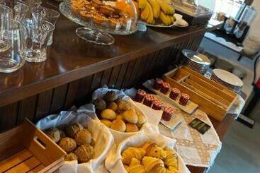 هاستل Behappy Lodge & Brunch