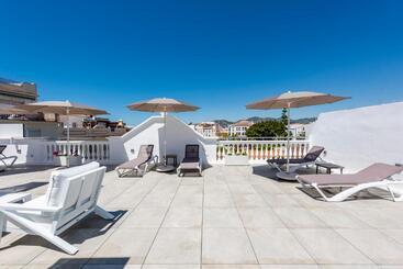 Apartamentos Toboso Plaza