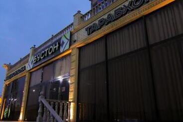 Hostel Buston