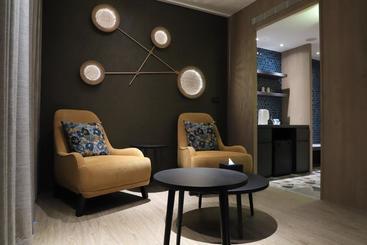 هتل Just Sleep Tainan Hushan