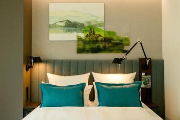 Motel One Stuttgart Hauptbahnhof