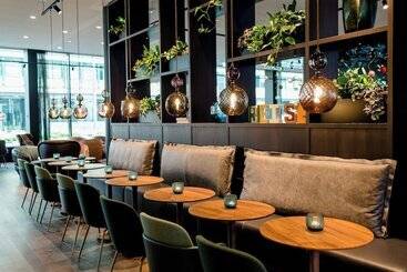 Motel One Stuttgart Hauptbahnhof