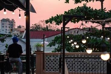 پانسیون The Yard Phu Quoc