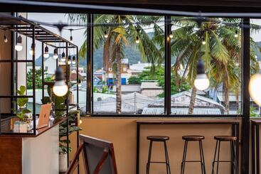 پانسیون The Yard Phu Quoc