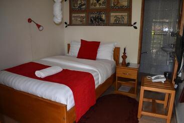 Sunset Hotel Entebbe