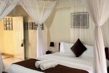 Sunset Hotel Entebbe