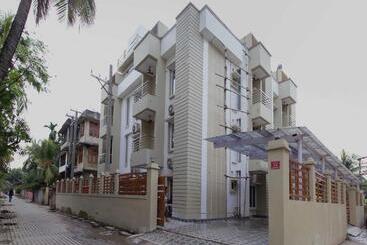 هتل Collection O Aryan Address