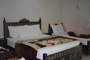 هتل Khursheed Palace