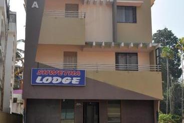 酒店 Shwetha Lodge