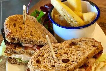 هاستل The Pig Inn