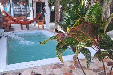 پانسیون Gabarra Lodge