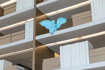Atour Hotel Zhengzhou Xinzheng International Airport