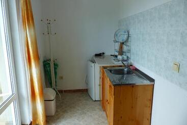 پانسیون Sunhouse Rooms