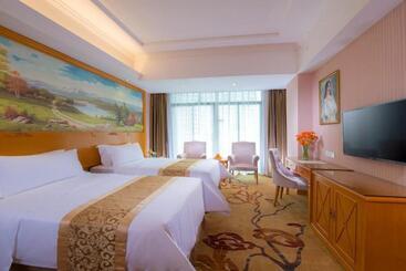 Vienna Hotel Guangdong Huizhou Yuanzhou
