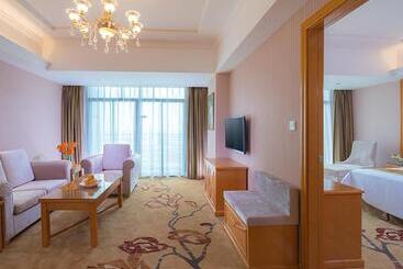 Vienna Hotel Guangdong Huizhou Yuanzhou