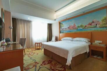 Vienna Hotel Guangdong Huizhou Yuanzhou