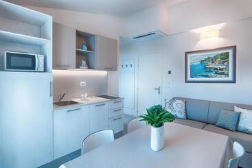 هتل Villa Zavatta B&b   Rooms & Apartments
