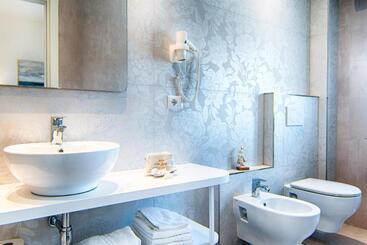 هتل Villa Zavatta B&b   Rooms & Apartments