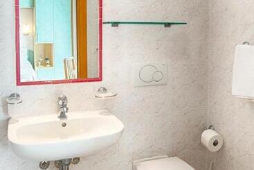 هتل Villa Zavatta B&b   Rooms & Apartments